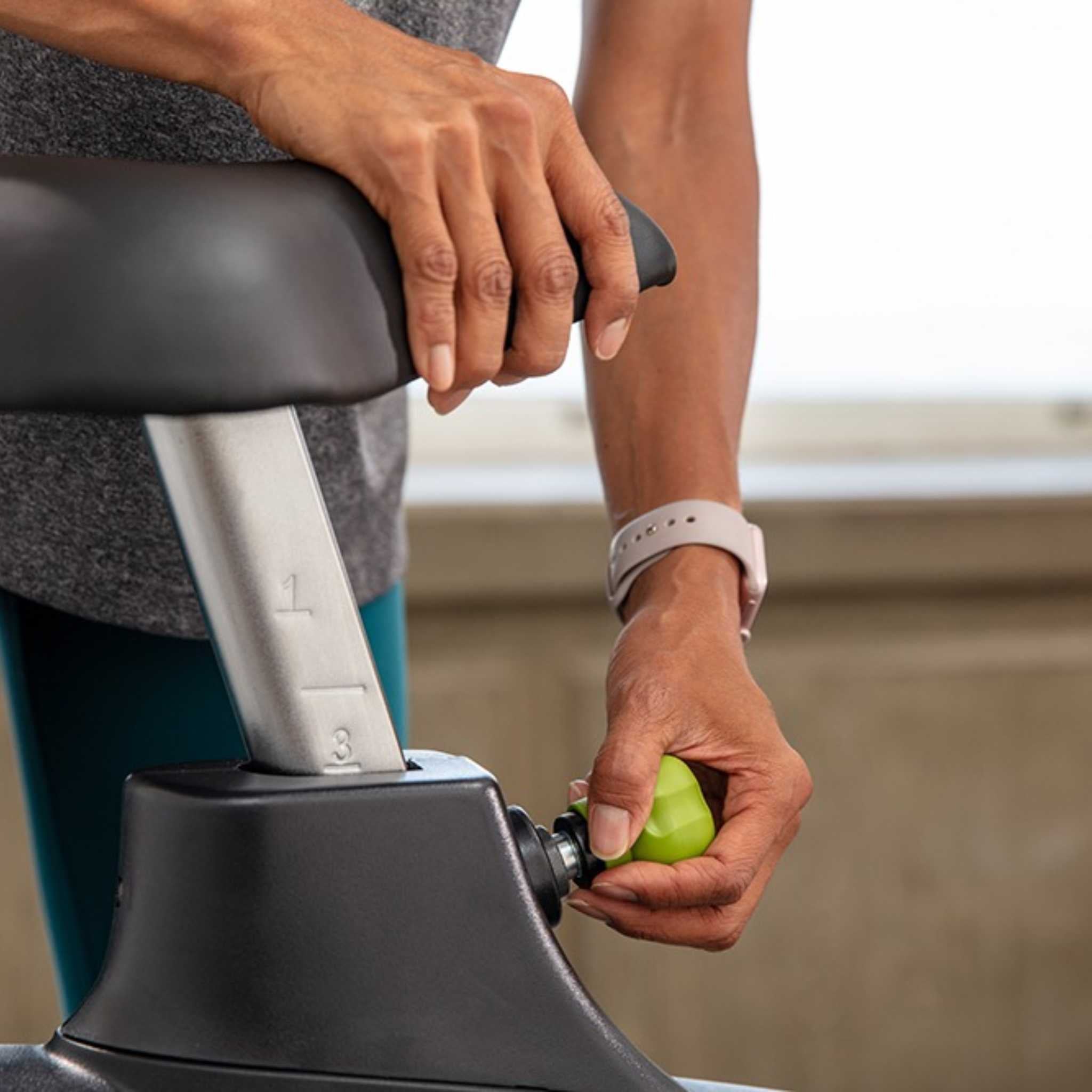 SportsArt C55U Residential Upright Cycle