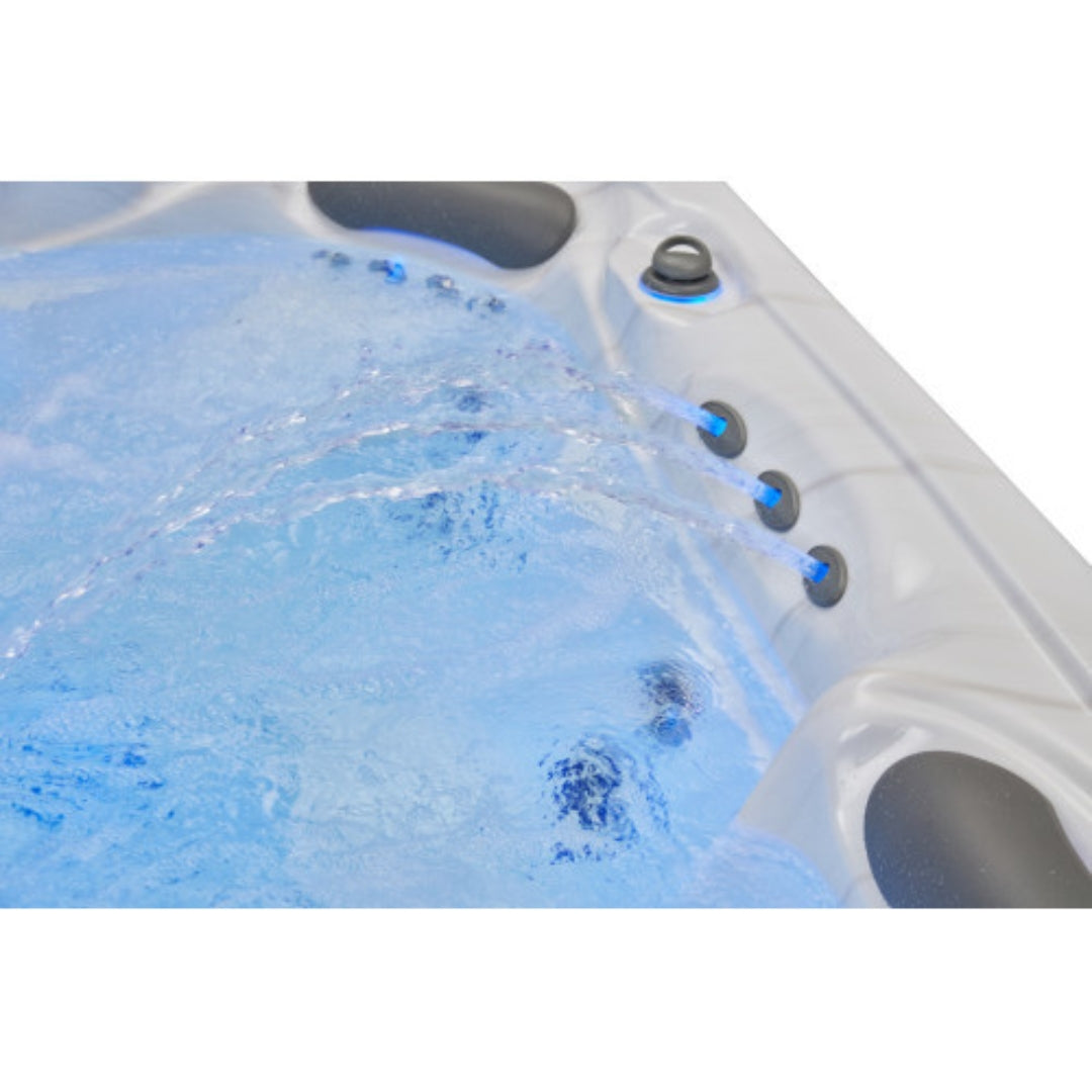 Luxury Spas Infinity WS-594-CGE  5-person Hot Tub
