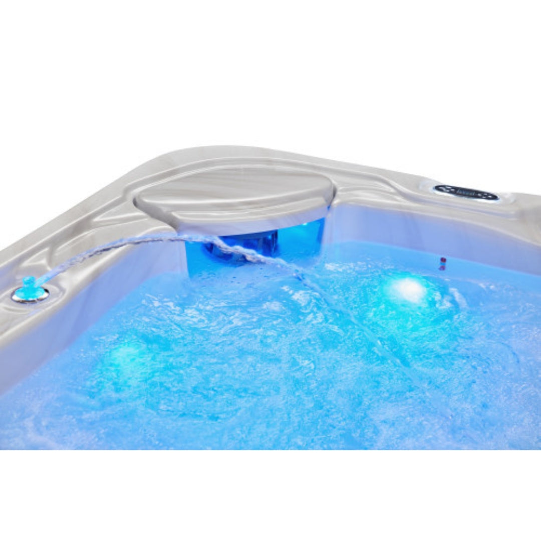 Luxury Spas Infinity WS-594-CGE  5-person Hot Tub