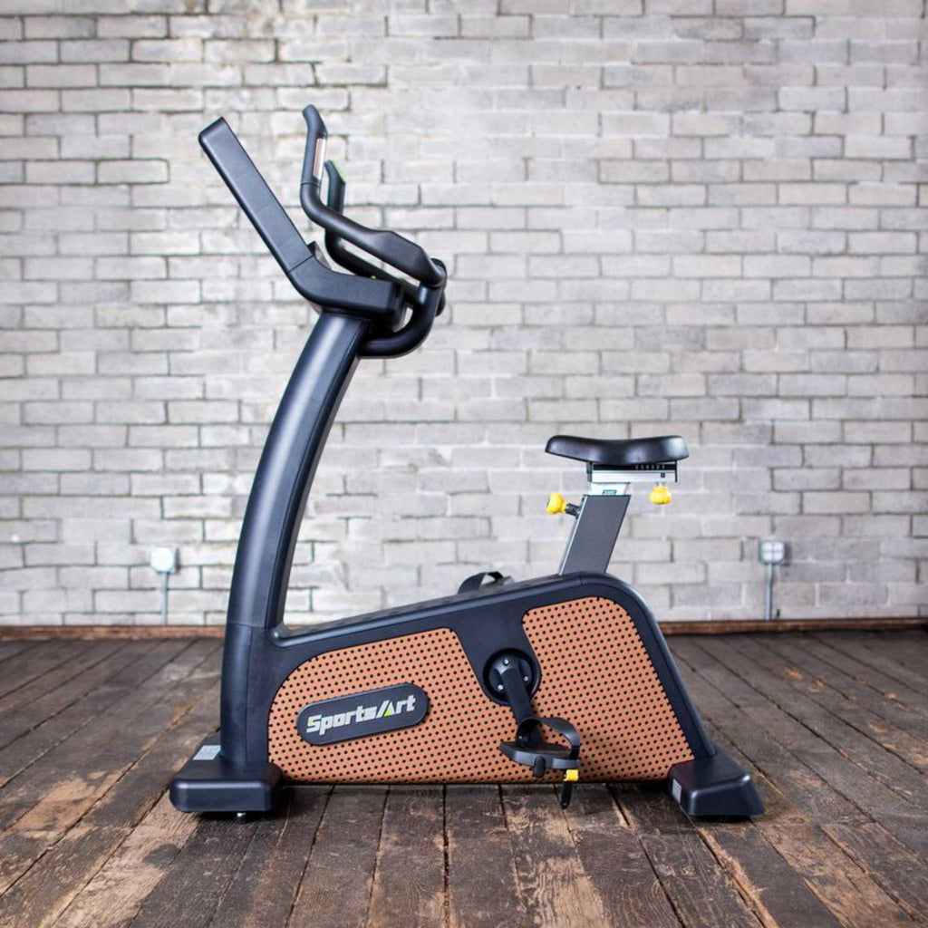 SportsArt C576U-16 SENZA Upright Cycle