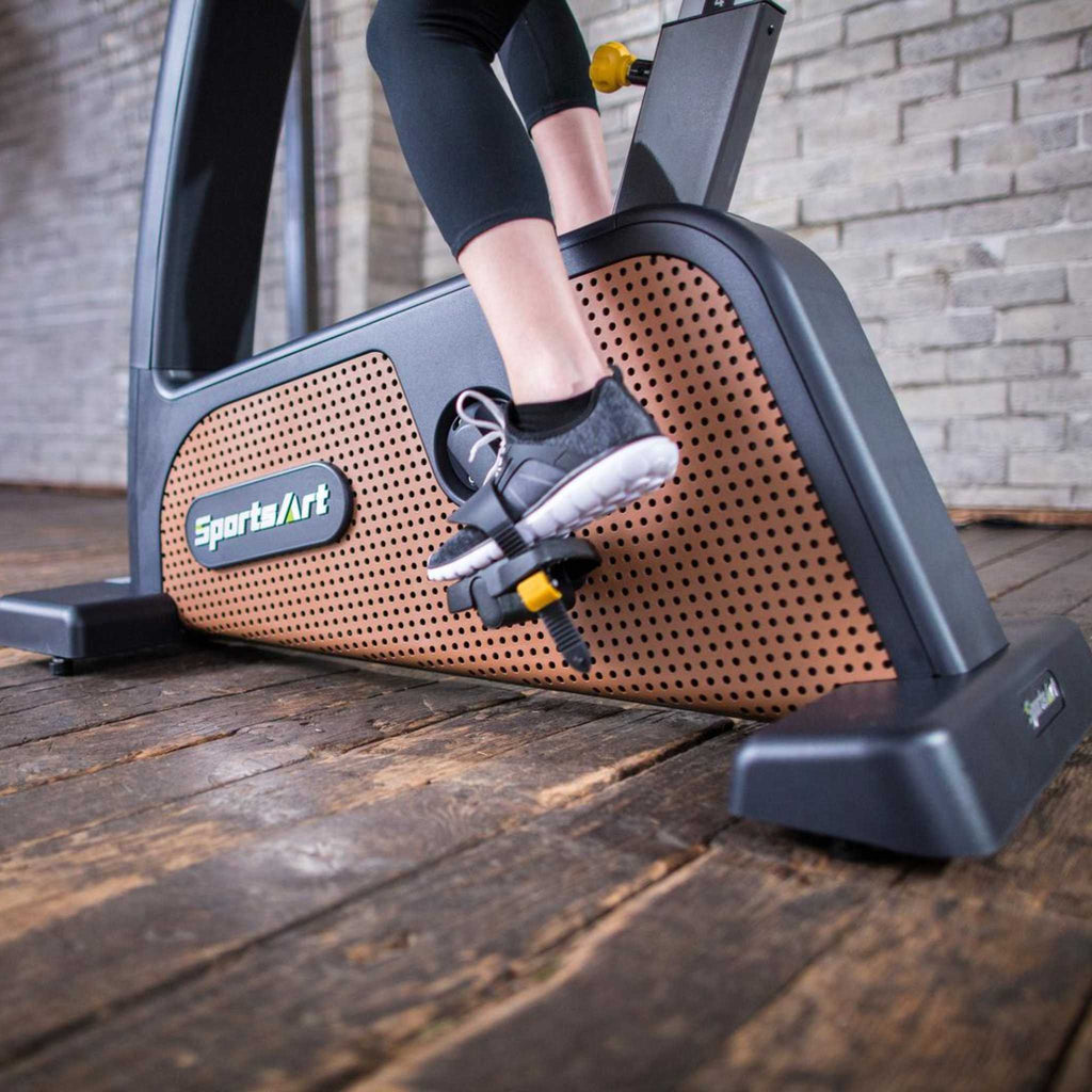 SportsArt C576U-16 SENZA Upright Cycle