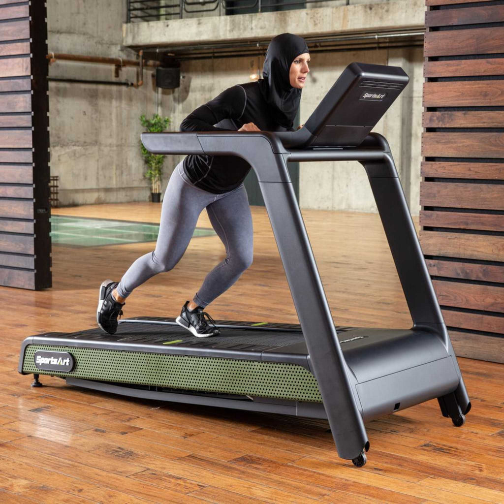 SportsArt G660 Eco-Powr Treadmill