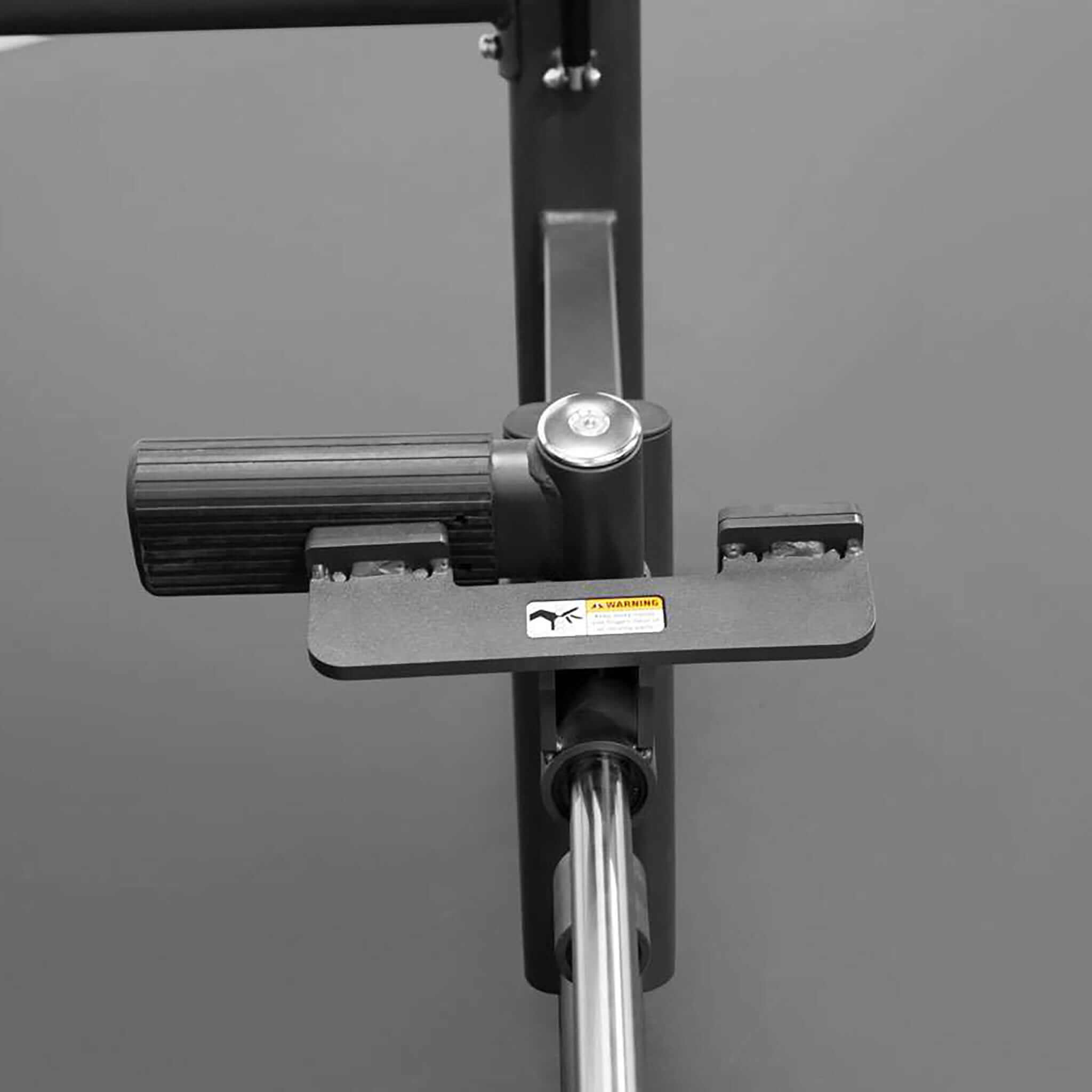 Bodykore Isolation Series Selectorized Rear Kick GR618